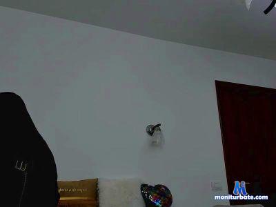 rayancamsexy cam4 bisexual performer from French Republic  