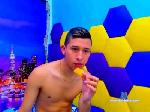 renzoo2 cam4 livecam show performer room profile