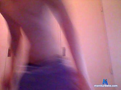 elbarto2331 cam4 gay performer from Argentine Republic  