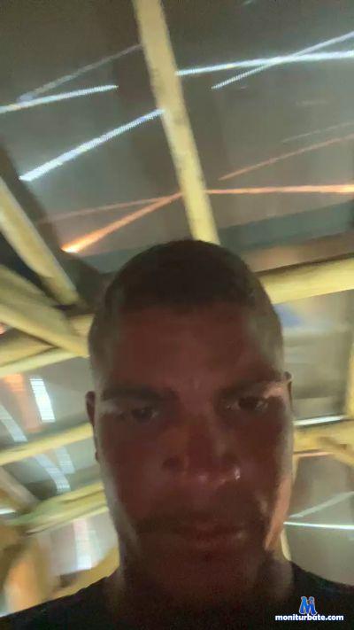 lucas6450 cam4 straight performer from Federative Republic of Brazil  