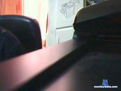 erdindonderoxxx cam4 straight performer from Republic of Italy  