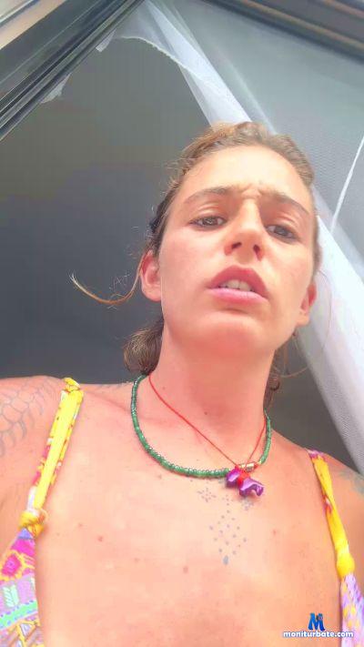 jasmineee3 cam4 straight performer from Kingdom of Spain  