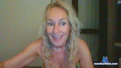 Viorin cam4 bicurious performer from Republic of Italy C2C anal deepthroat squirt 