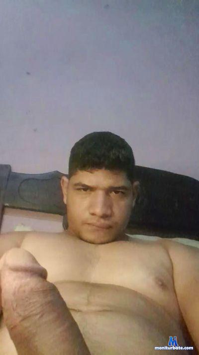 BlueDick77 cam4 straight performer from Bolivarian Republic of Venezuela  