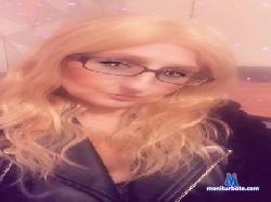Aimz2PleaseUk cam4 live cam performer profile