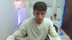 Aaron_19 cam4 live cam performer profile