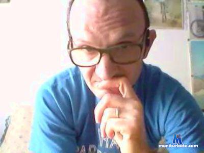 ZedAgain cam4 gay performer from United States of America  