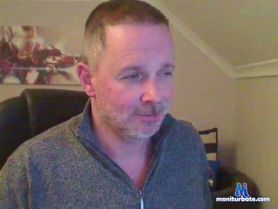BlueEyedMale cam4 straight performer from United Kingdom of Great Britain & Northern Ireland  