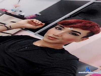 SarayKendrick cam4 gay performer from United States of America feet cute anal masturbation armpits C2C amateur 