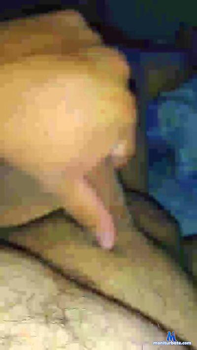 juan141985 cam4 straight performer from Republic of Ecuador  