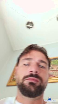 sexyluigihot cam4 live cam performer profile