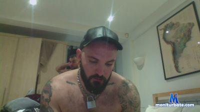Jwadams cam4 gay performer from United Kingdom of Great Britain & Northern Ireland  