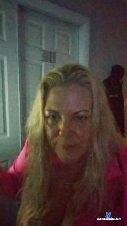 Britinia cam4 live cam performer profile