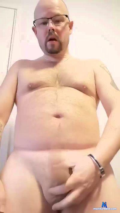 Well_well2 cam4 straight performer from Kingdom of Sweden  