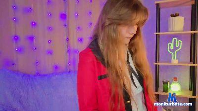 Nika_OMG cam4 straight performer from Republic of Latvia  