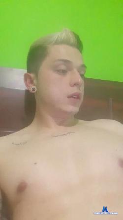 chrys_yeah cam4 live cam performer profile