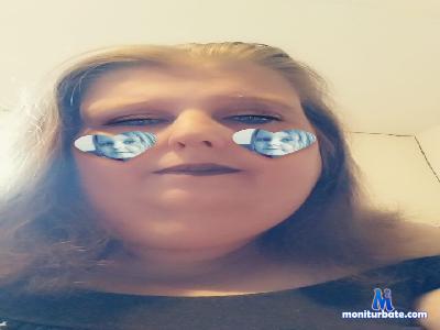 stephanie197999 cam4 bicurious performer from French Republic  