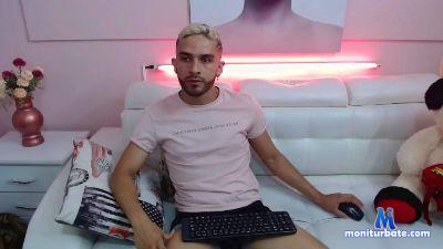 thomas_greey cam4 bisexual performer from Republic of Colombia  