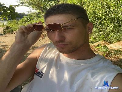 Imbrilliantxo cam4 gay performer from French Republic amateur feet gay cute cum 