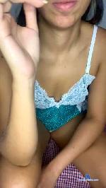 Juliacamsara cam4 livecam show performer room profile