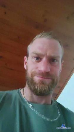 M84o cam4 live cam performer profile