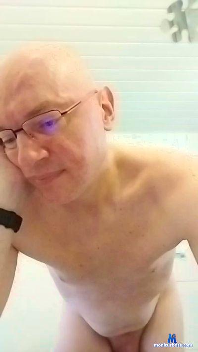 Pourlefun67 cam4 straight performer from French Republic  