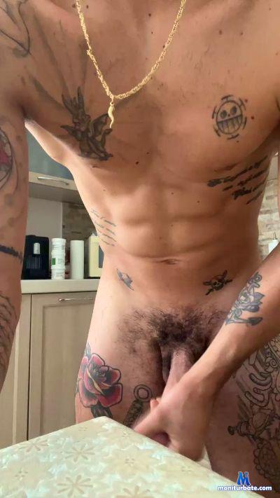 troia9xxx cam4 bicurious performer from Republic of Italy  