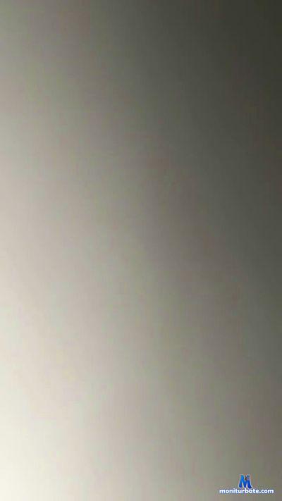 thebigsexy4 cam4 straight performer from Canada  