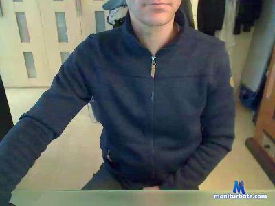 fitguy7310 cam4 straight performer from Federal Republic of Germany hard 