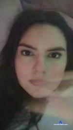 Alainee cam4 livecam show performer room profile