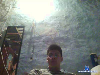 petrogliapar cam4 bicurious performer from Republic of Ecuador  