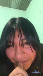 ARADIATUHADA cam4 livecam show performer room profile