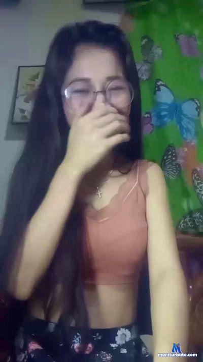karlabigboobs cam4 bisexual performer from Republic of Colombia  