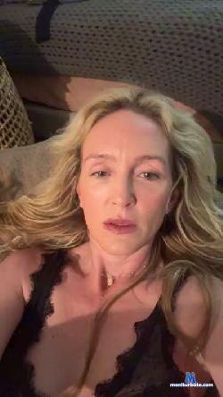 Ninacolada82 cam4 live cam performer profile