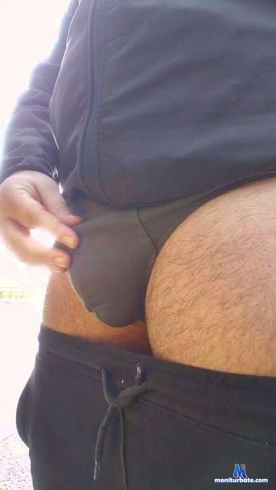 ALEXRED86 cam4 unknown performer from Republic of Italy  