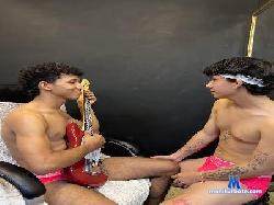 CarlosAnndSebas cam4 live cam performer profile
