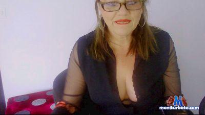 insatiable_wife cam4 bisexual performer from United States of America livetouch rollthedice 