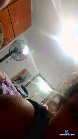 laruputa4 cam4 live cam performer profile