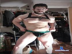 hungwithmuscles cam4 live cam performer profile
