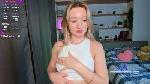 QueenieChubb cam4 livecam show performer room profile