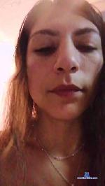 chikalove31 cam4 livecam show performer room profile