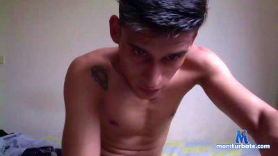 xAXELLx cam4 straight performer from Republic of Colombia sky bigcook hetero spinthewheel smoking family brother 