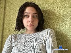 WhitneyClemon cam4 live cam performer profile