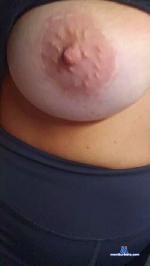 niceboobs_lo cam4 livecam show performer room profile