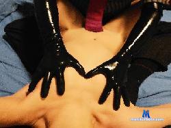 doubleXtrouble cam4 live cam performer profile