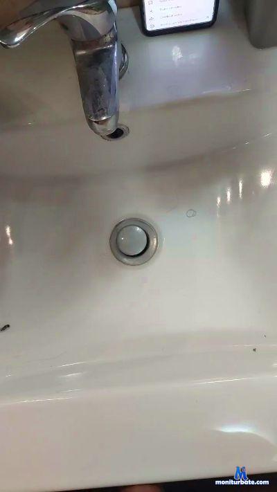 Devid1985 cam4 unknown performer from Republic of Italy  