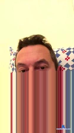 GUTTEMBER cam4 live cam performer profile