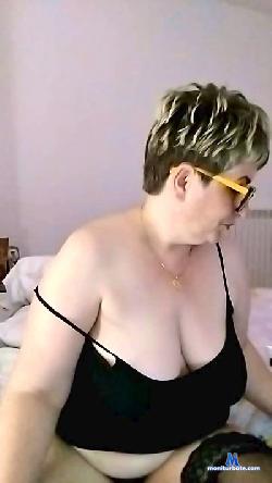 Bionda_M cam4 live cam performer profile