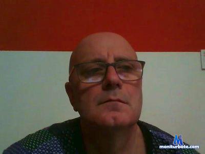 coross cam4 straight performer from Republic of Italy  