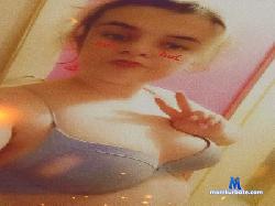 Petitemiss_89 cam4 live cam performer profile